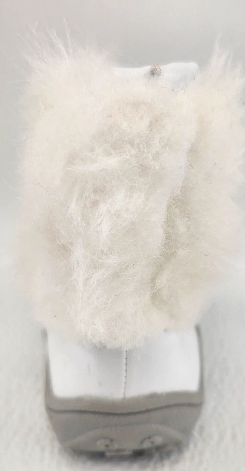 Botas de piel sintética blancas Faded Glory para niña talla 4 Foto 3 de 4