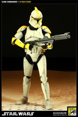 SDCC Star Wars Militaries Clone Commander 12 Inch Figure Sideshow - Picture 2 of 7