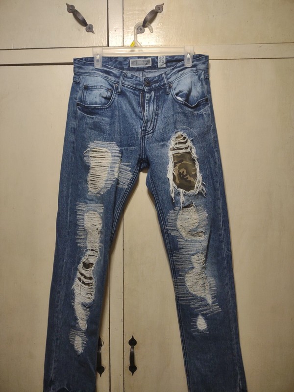INC International Concepts Blue Distressed Camo Berlin Slim Straight Jean 30x32