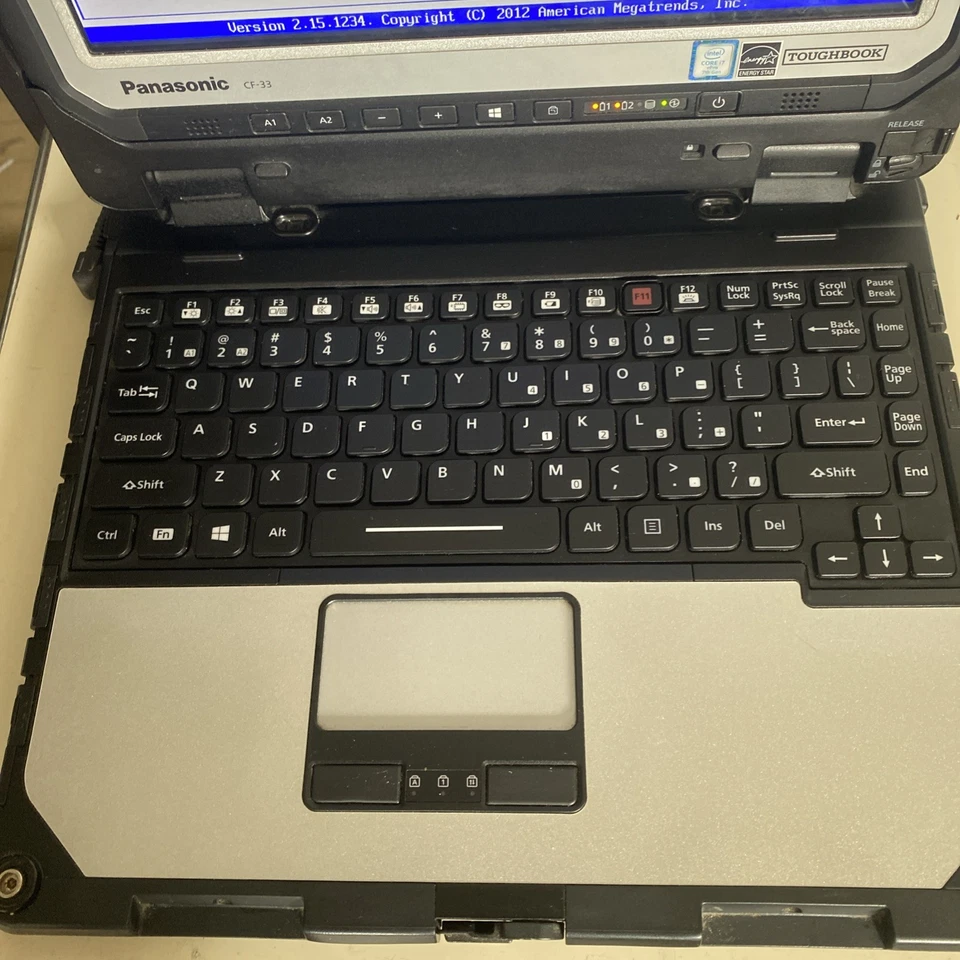 Panasonic CF-33 i7-7600U@2.8GHz 16GB/no SSD/GPS/bar code/2 batteries/ac/29430 Hr - Image 2 of 4