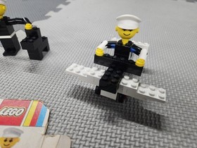 Lego Building Set with People: Police: Policemen Set 192 - Vintage