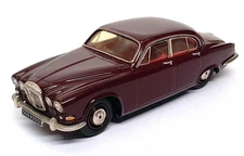 Conquest Models 1/43 Scale No. 102 - 1967 Daimler Sovereign - Claret