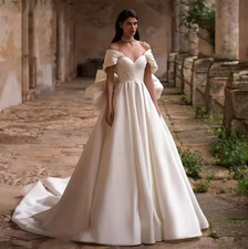 Pleat satin Wedding Dress With Bow Sweetheart Off Shoulder Bridal Ball Gowns