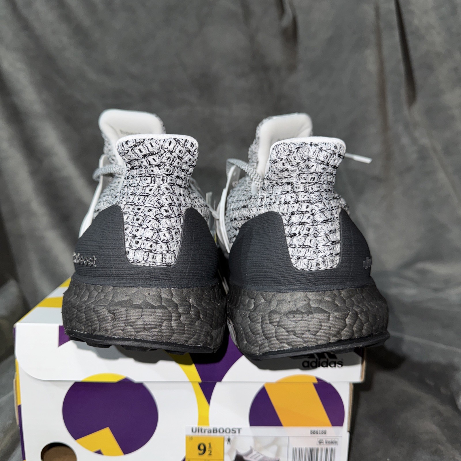 Adidas UltraBoost Bb6180 Black White Cookies And Cream  Size 9.5 thumbnail 4