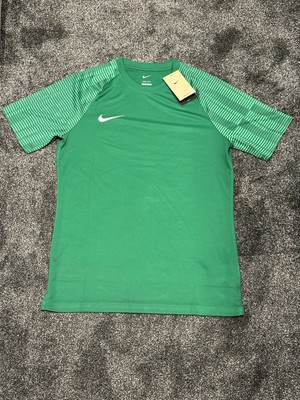 Nike Herren Dri-Fit Academy T-Shirt | Medium (Slim Fit) | Grün