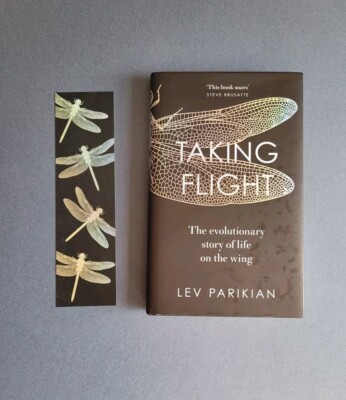 Taking Flight: The Evolutionary Story Of Life On The Wing - Lev Parikian