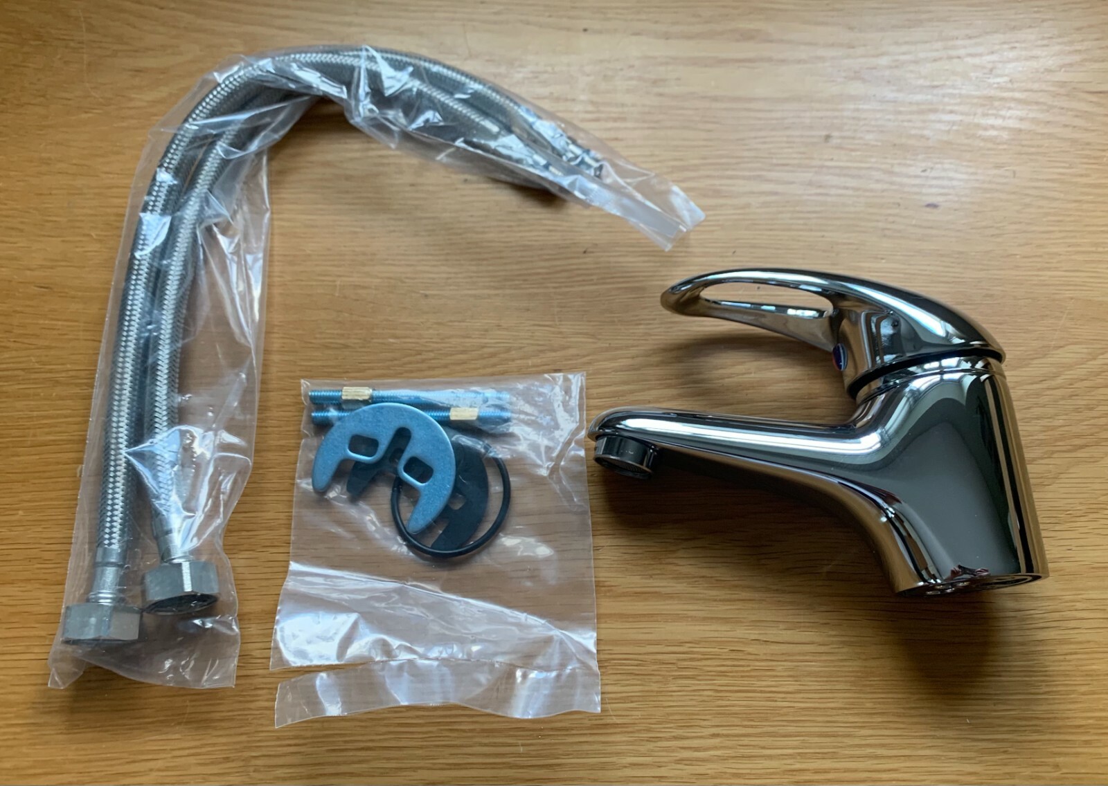 Single Lever Chrome Wash Basin Bathroom Mixer Tap Caravan Motorhome CT201