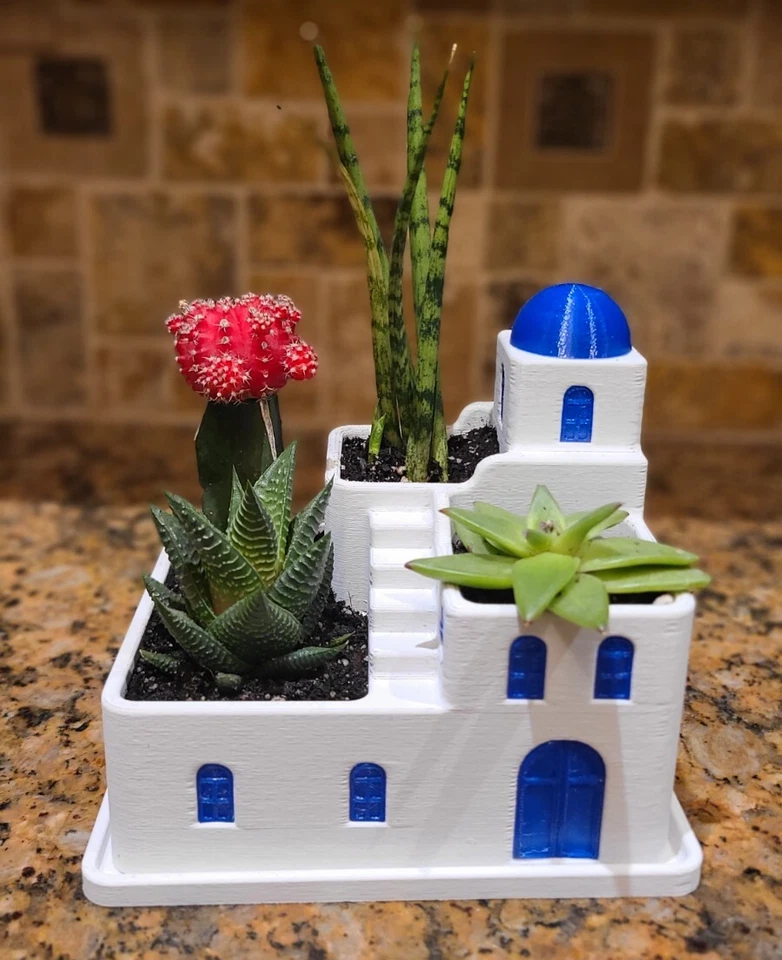 Succulent & Cactus Planter Santorini Inspired Greek Style House for Indoor use - Image 2 of 4