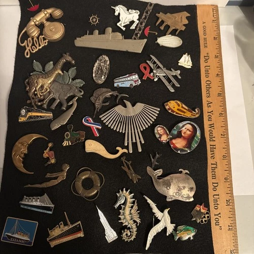 Huge Lot Of 40 Vtg Pins All Sorts Many Navy Nautical Ships Mona Lisa Animals Etc - product listing photo