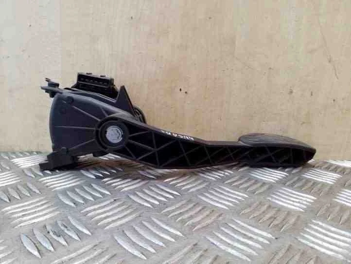 Volvo V70 II SW Throttle Pedal 6PV00853715 2.4 Diesel 120kw 2002 26110257 - Image 3 of 4