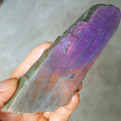164.8G Natural multicolor Labradorite  Madagascar D124+