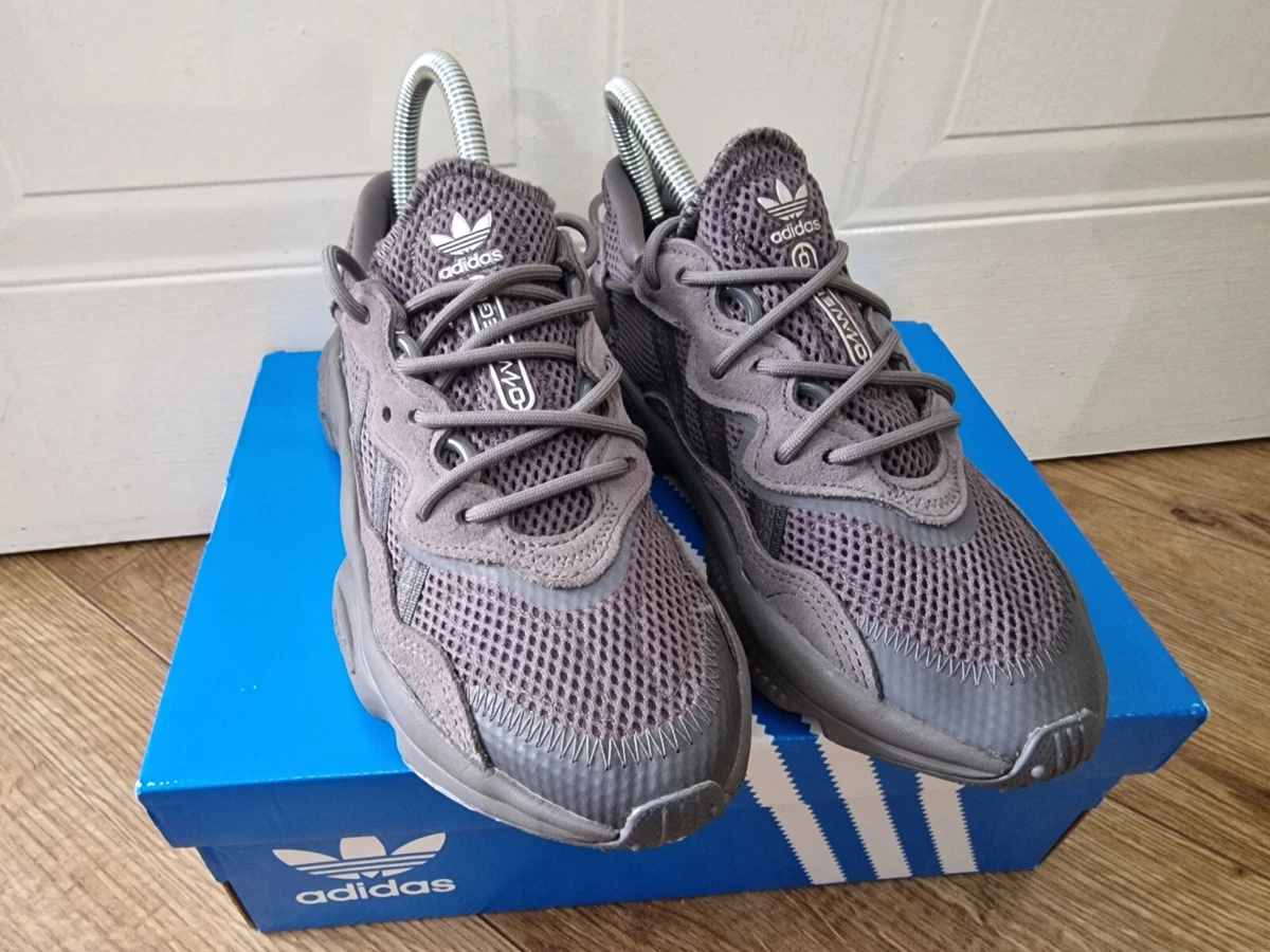 childrens ozweego trainers