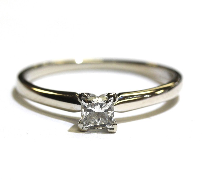 IGI 14k white gold .50ct princess diamond solitaire engagement ring 2.8g 10.25