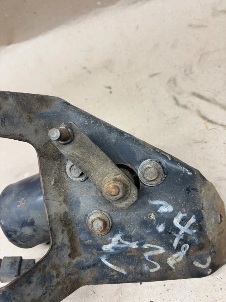 OEM 1970-1972 FORD ECONOLINE E-100 FURGONETA 2 VELOCIDADES LIMPIAPARABRISAS MOTOR CON SOPORTE Foto 4 de 4