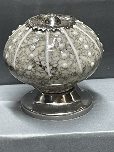 Casa Decor Drawer Knobs Set Of 8 Handcrafted Porcelain grey white silver - Picture 4 of 8