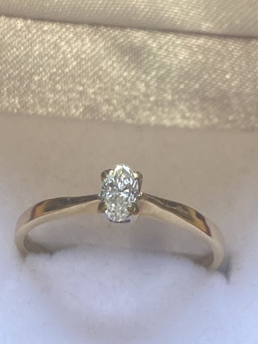 18ct Yellow Gold Diamond Ring 18K 0.25ct Oval Diamond Solitaire Ring Marked .25 - 第 1/8 張圖片