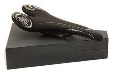 Sella Selle San Marco Aspide FX Rotaie Titanio Pelle Nera Nuova con scatola NOS NUOVA