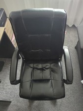 Black Executive Office Chair – Padded Seat & Backrest