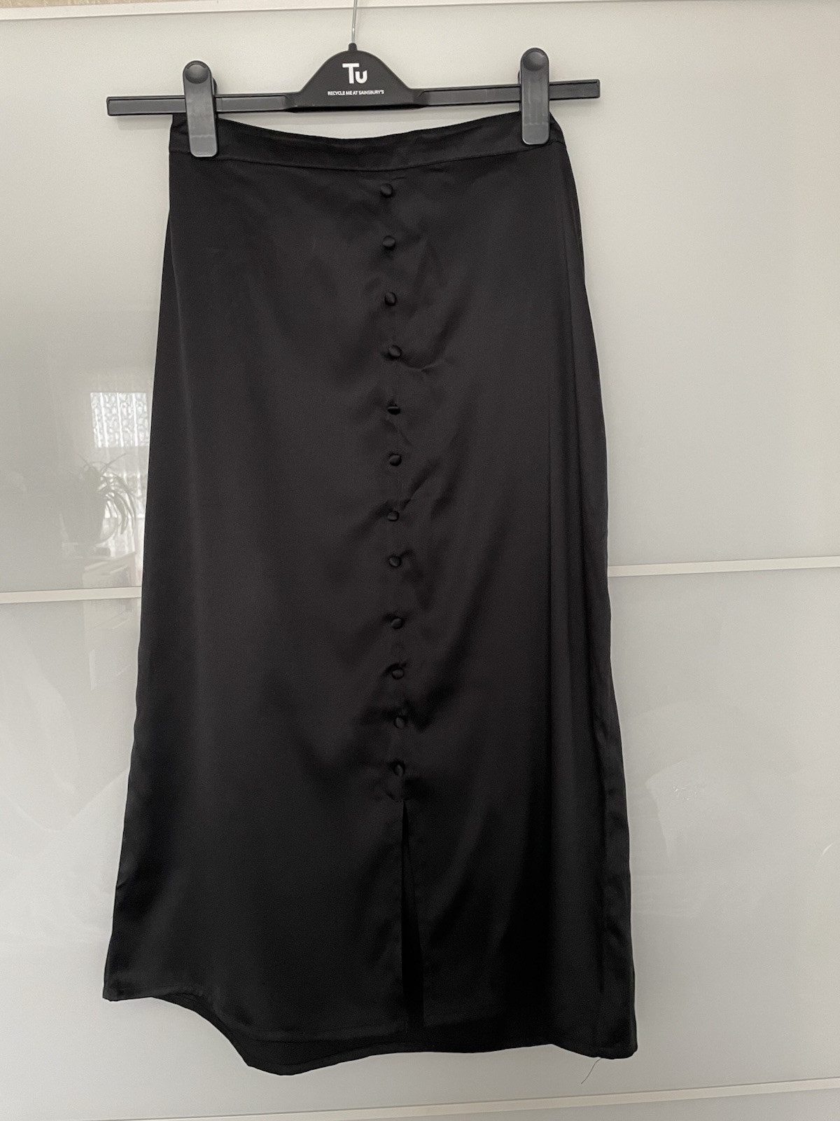 Ladies Skirt Petite Uk Size 8 Black Midi Skirt Sateen By New Look-image