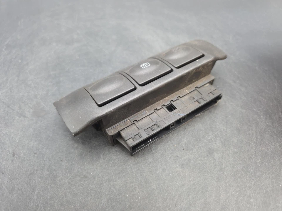 Interruptor de control de descongelación de ventana trasera Saturn S-Series SC SL SW 1996-1999 X30-130 Foto 4 de 4