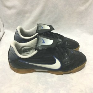 nike premier indoor