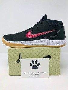 kobe ad mid black gum