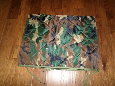 Doublure de poncho camouflage de l'armée américaine vintage/camouflage matelassé en nylon Woobie - France