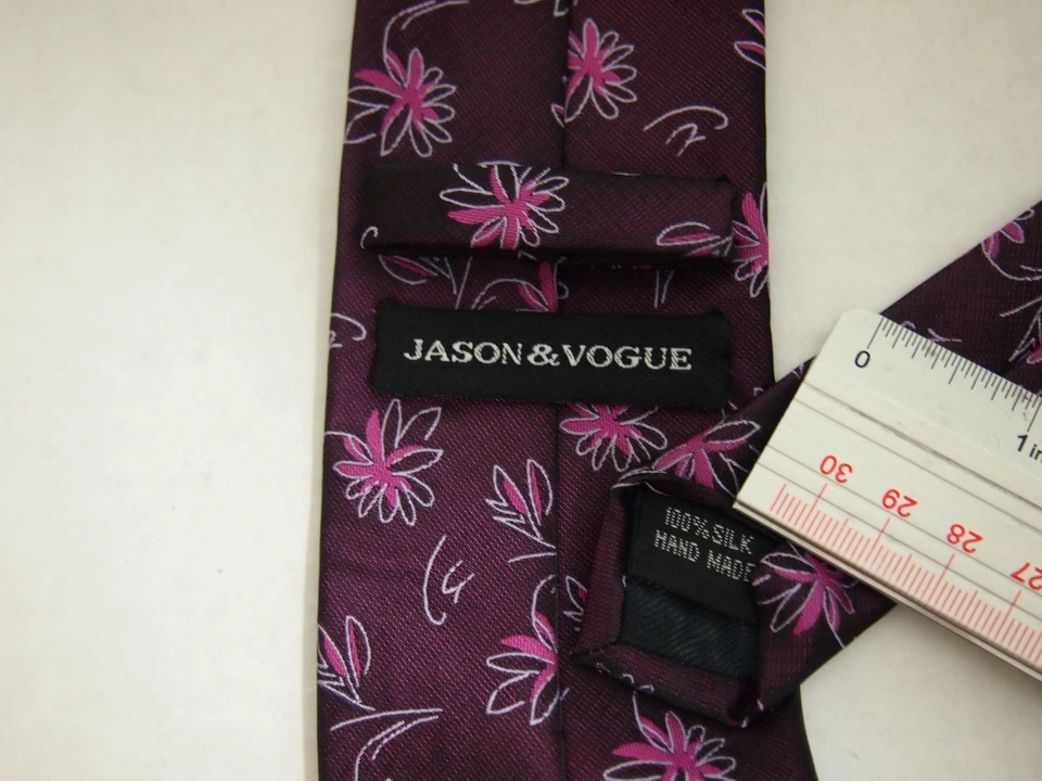 Gravata masculina Jason & Vogue roxa rosa floral 100% seda 60" - Imagem 3 de 4