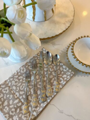 Silver & Gold 20 Piece Flatware Set - Picture 1 of 2