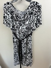 Liz Lange Maternity For Target dress Large abstract draped cowl neck flutter