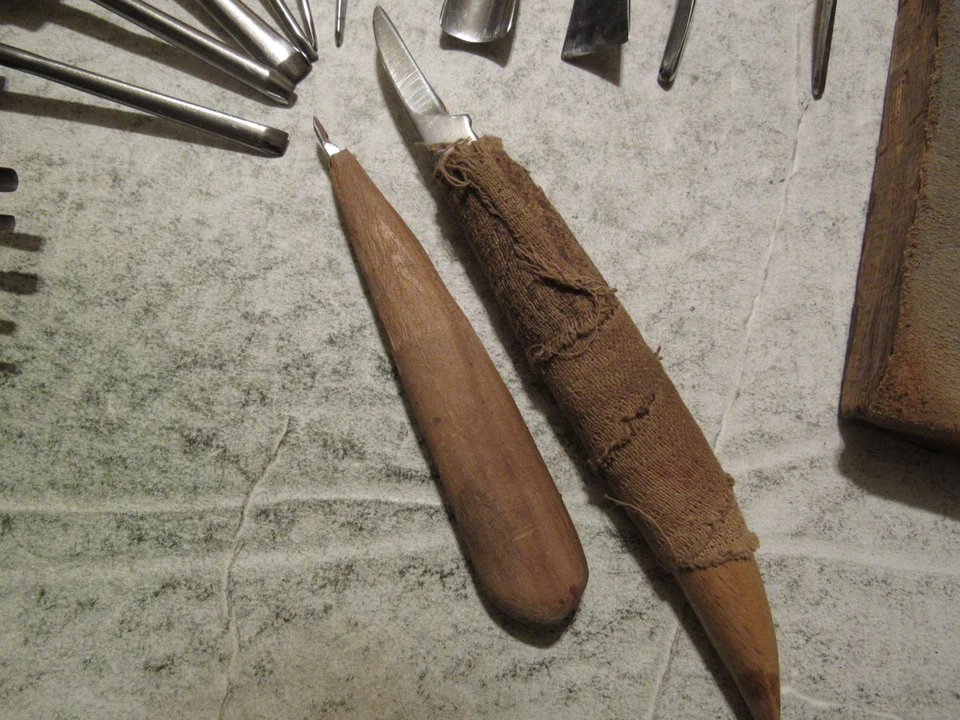 My Hand Carving Tools, Juego de 6 gubias de flecha hechas en Suiza, micro gubias y más Foto 2 de 4