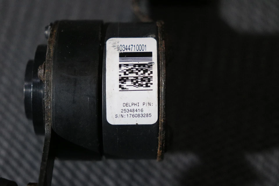 Sensor de nivel de suspensión trasera del lado del conductor Chevrolet Corvette C6 2005-2013 OEM Foto 3 de 4