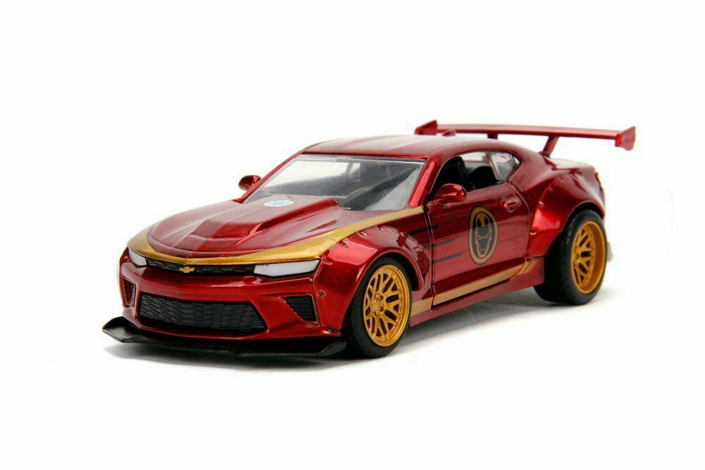 ミニカー 1:24 IRON MAN & 2016 CHEVROLET CAMARO Marvel Iron Man 2016 Chevrolet Camaro Avengers Red Diecast Toy Car