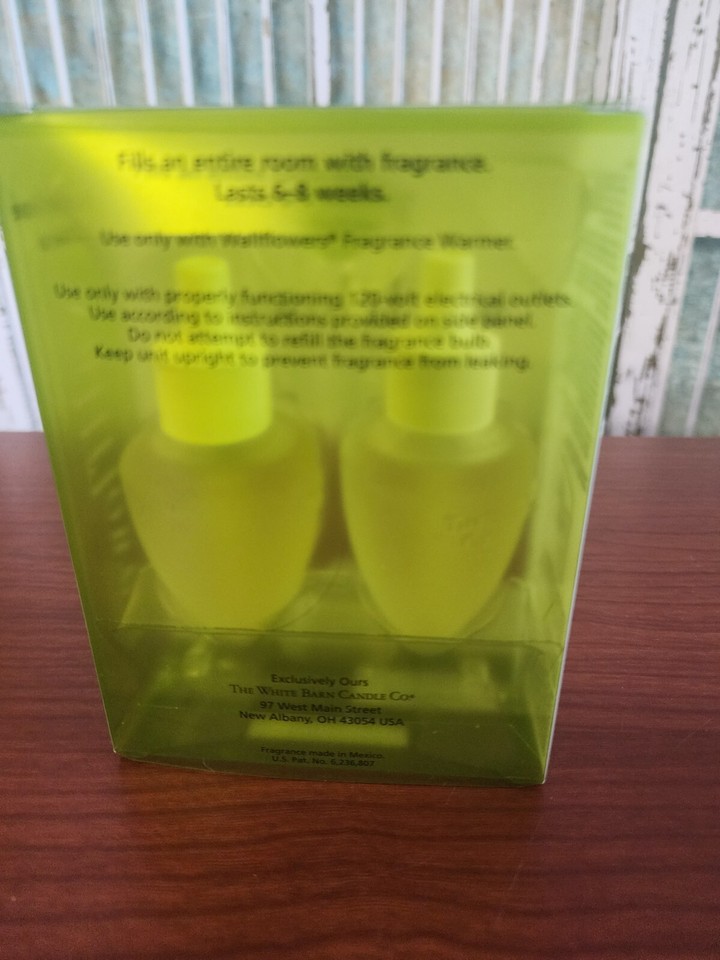 The White Barn Candle Co Wallflowers Fragrance Bulbs 2pack Coconut