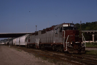 CEFX GP35s 6537 & 3048 IMRL ACTION KC 2000 ORIGINAL SLIDE | eBay
