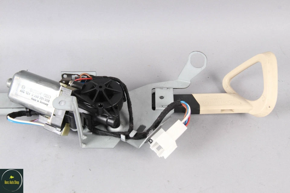 03-09 Mercedes W209 CLK500 CLK550 Cinturón Alimentador Motor Delantero Derecho Pasajero Foto 3 de 4