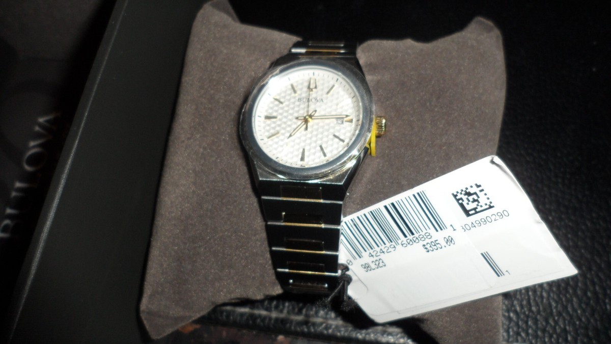 Bulova Ladies Two Tone Watch 98L323 Bulova Two Tone Stainless Steel Quartz Ladies Watch 98L323  main image 4