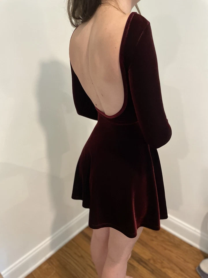 Minivestido patinador de terciopelo rojo American Apparel XS hecho en EE. UU. Foto 2 de 4