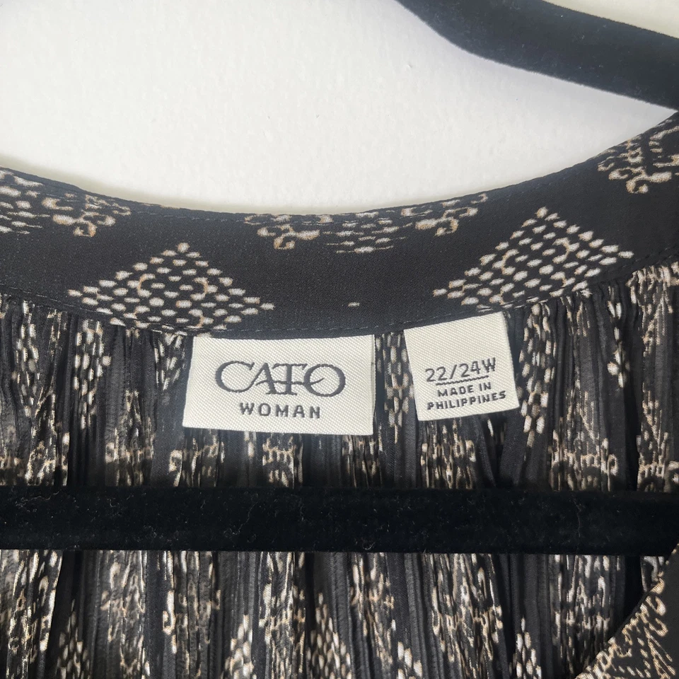 Top campesino boho transparente con botones para mujer Cato floral talla 22/24 W oficina carrera Foto 4 de 4