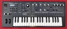 Roland JD-XI Analogue/Digital synthesizer Groovebox Workstation