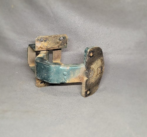 1966 66 OEM Cadillac Coupe Deville 2 Door Right Hand RH Lower Door Hinge - Picture 3 of 5