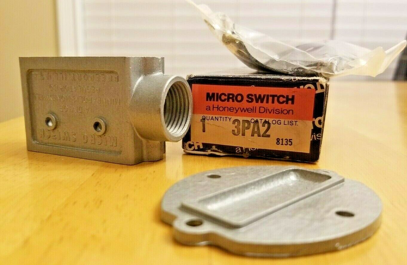 VINTAGE MICRO SWITCH HOUSING BRACKET KIT 3PA2 NEW | eBay