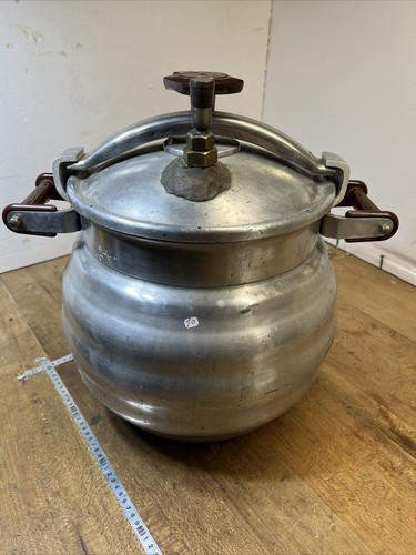 cocotte minute seb 22 litres