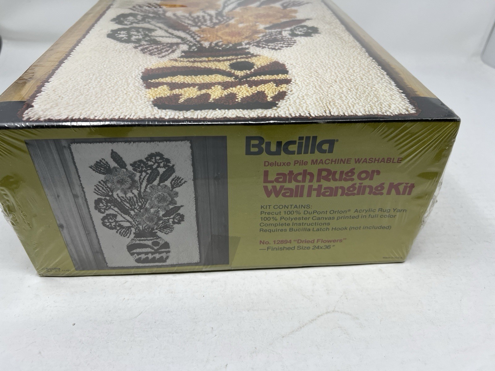 Bucilla DRIED FLOWERS  24”x36” Deluxe Pile Latch Rug Wall-Hanging Kit # 12894