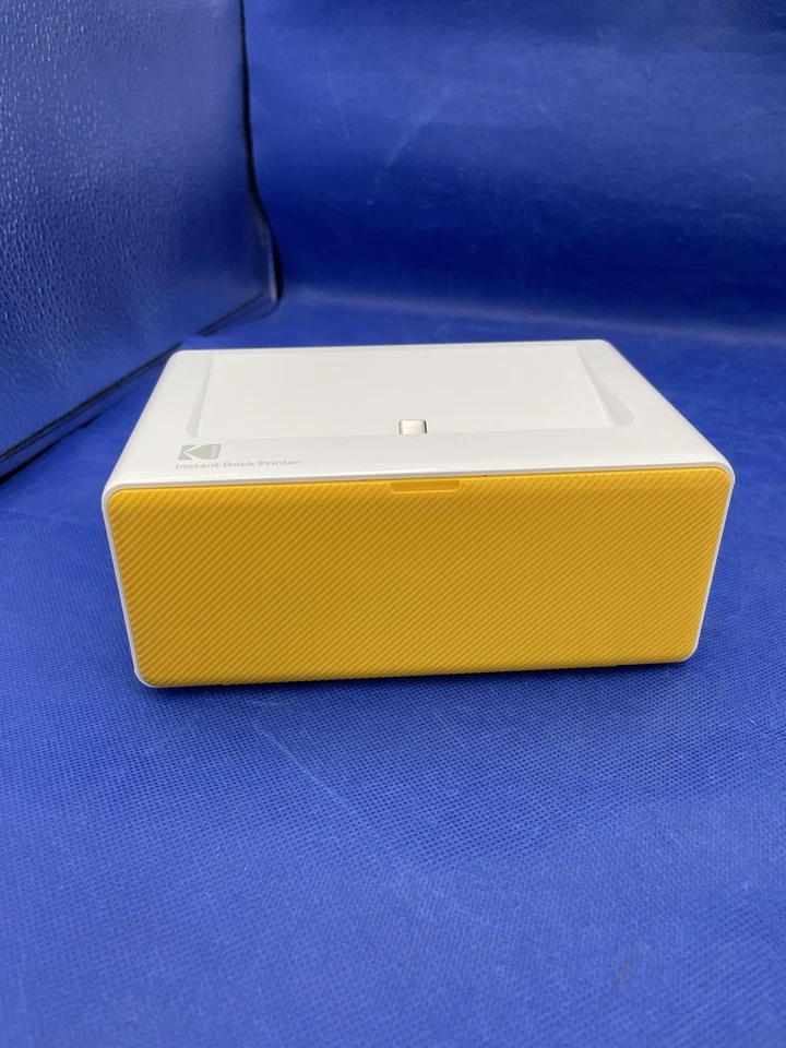 Kodak Dock Plus photo printer- print photos instantly! - Image 3 of 4