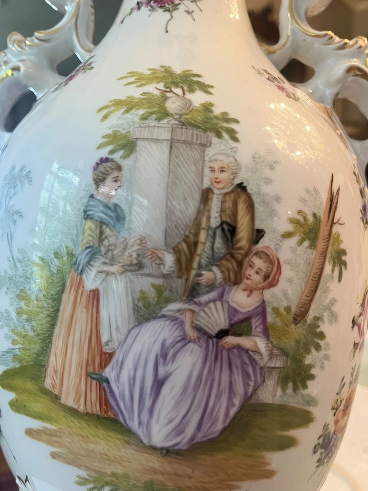 Lámpara grande antigua de porcelana estilo Meissen Dresden diseño siglo XVIII Watteau Foto 2 de 4