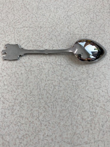 New Zealand Souvenir Spoon ~ Crest Shield Vintage Collectible - Picture 3 of 4