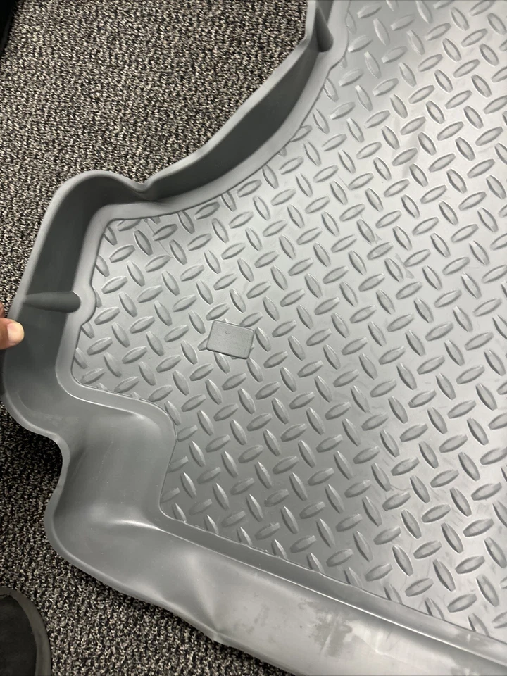 Forro de maletero de carga trasero Husky Liners para Honda Passport Isuzu Rodeo 1991-97 gris Foto 2 de 4