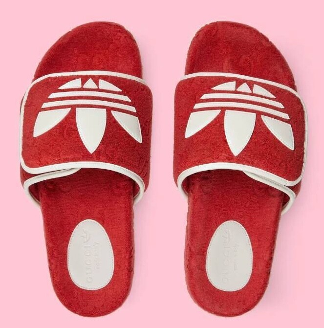 サンダル adidas x Gucci Monogram Slide Red NIB Men's Gucci X Adidas Red GG Supreme Monogram Platform