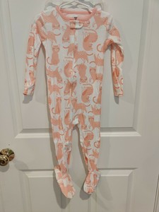 12 month pajamas with feet